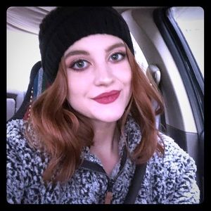 Meet your Posher, Carlee